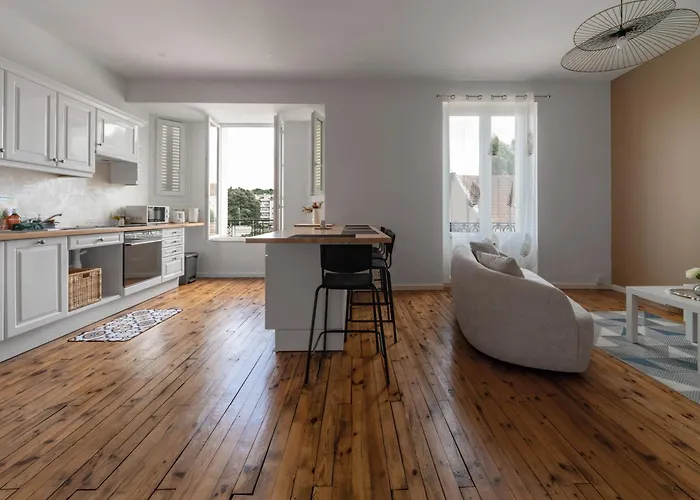 Le Grenet - Design En Duplex Apartment *