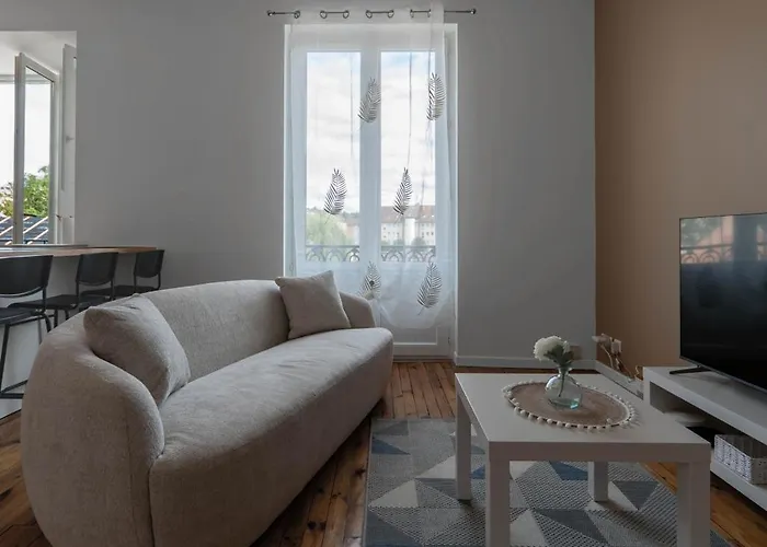 Le Grenet - Design En Duplex Apartment *